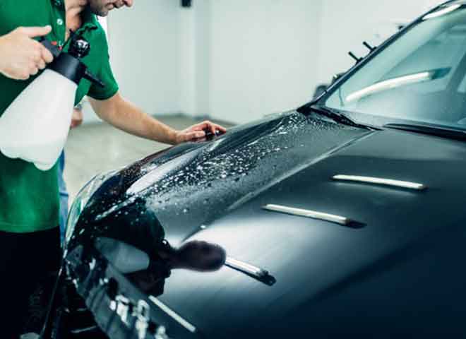 Car wash by spraying